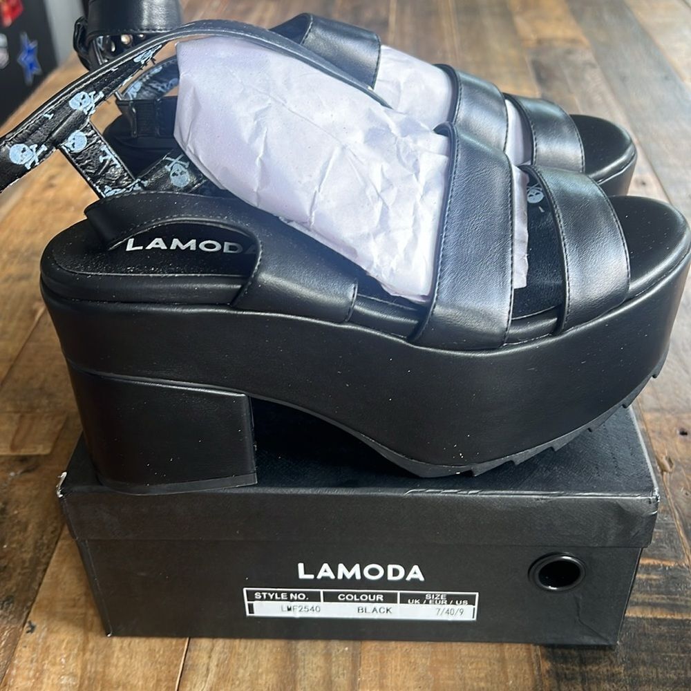 LAMODA Women's Platform Heeled Sandals size 9 - Picture 4 of 5